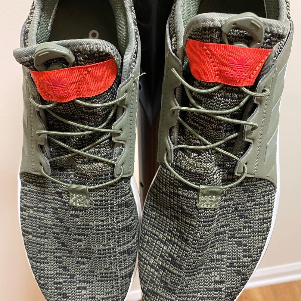 Men’s sneakers